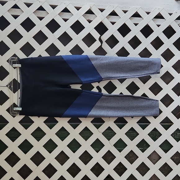Outdoor Voices Pants - Outdoor Voices Springs 7/8 Leggings sz M NWT +BIG PRICE DROP+